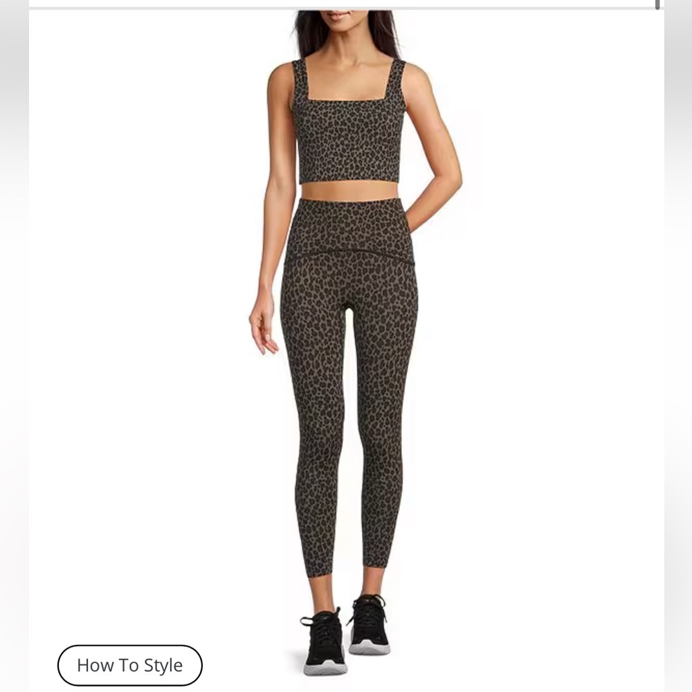 SPANXshape Leopard Print Booty Boosting Workout Set